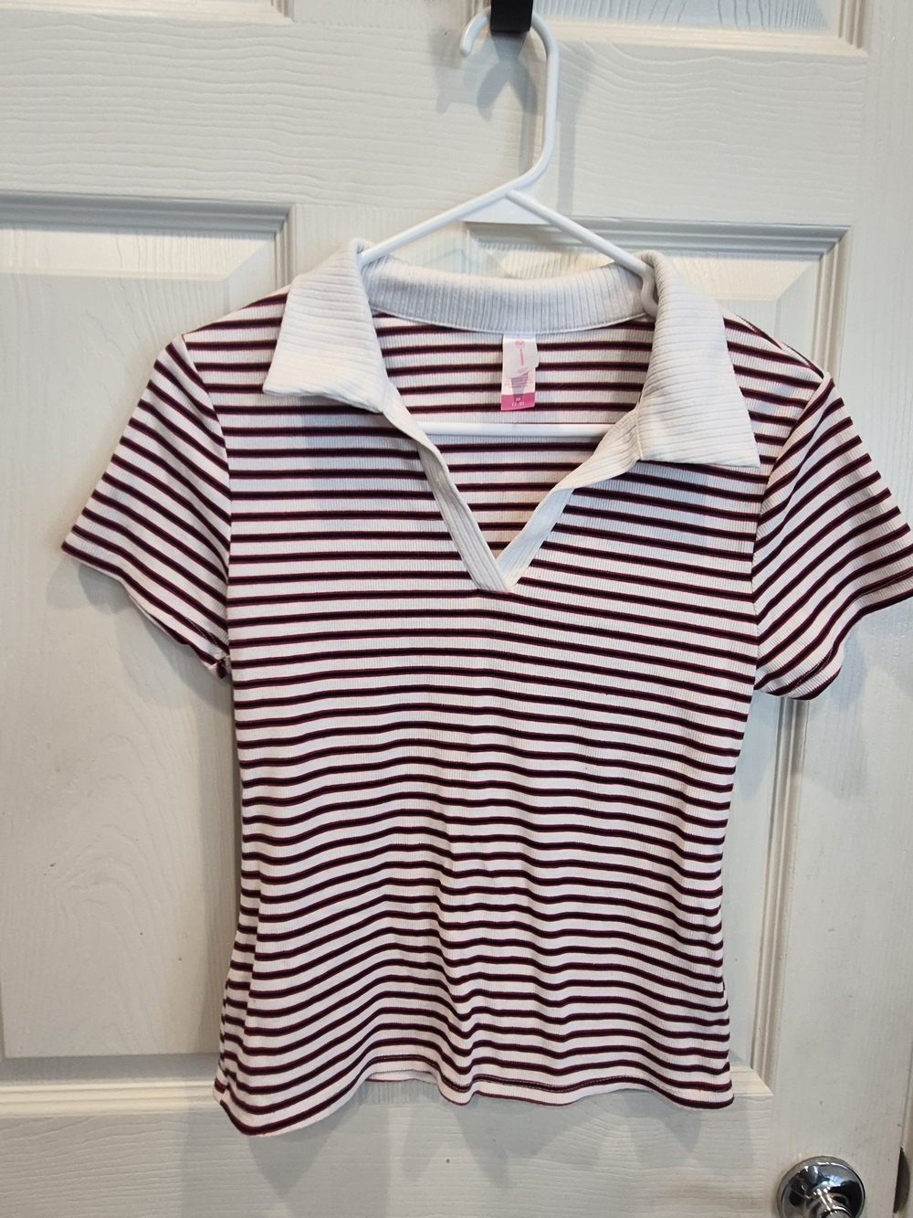 No Boundaries White & Burgundy Striped Polo V-Neck Tee